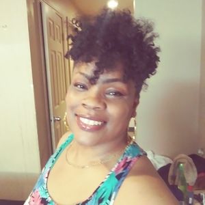 Meet your Posher, Goldie